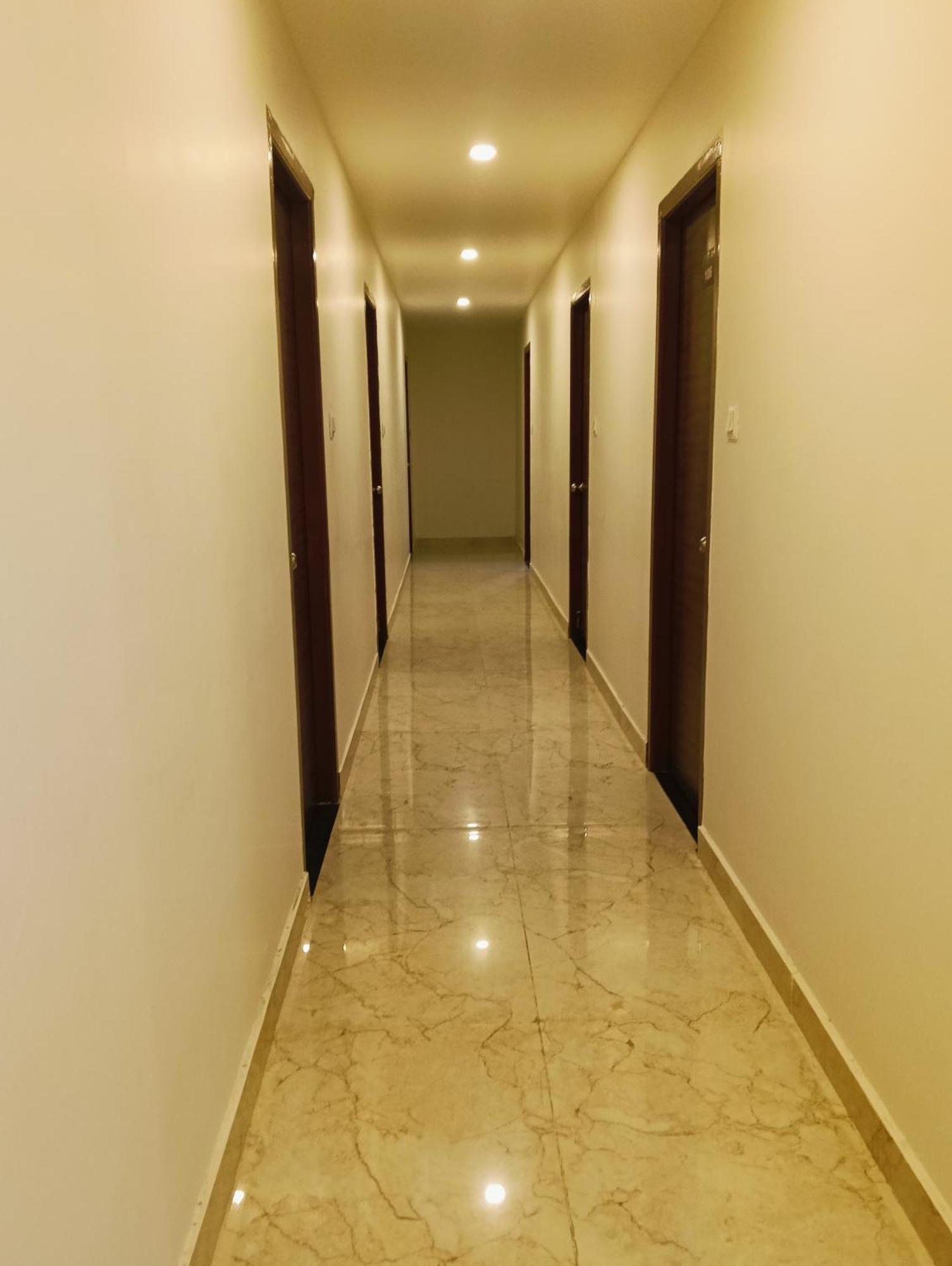 Vaaraahi Hotels Hyderabad Exterior foto