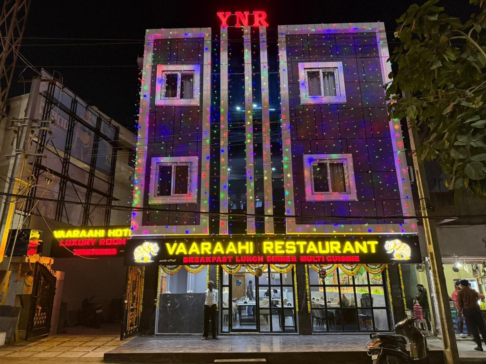 Vaaraahi Hotels Hyderabad Exterior foto